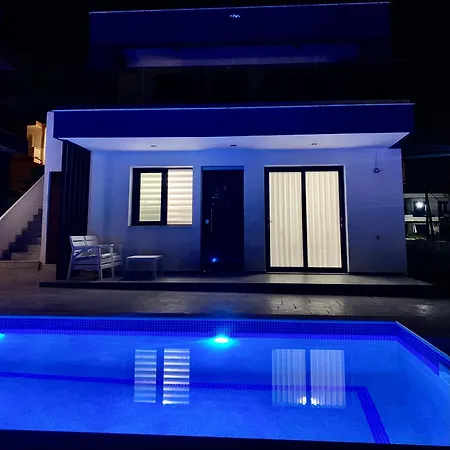 Platinum With Pool Apartment Kallithea (Chalkidiki)
