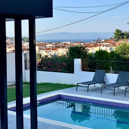 Platinum With Pool Apartament *